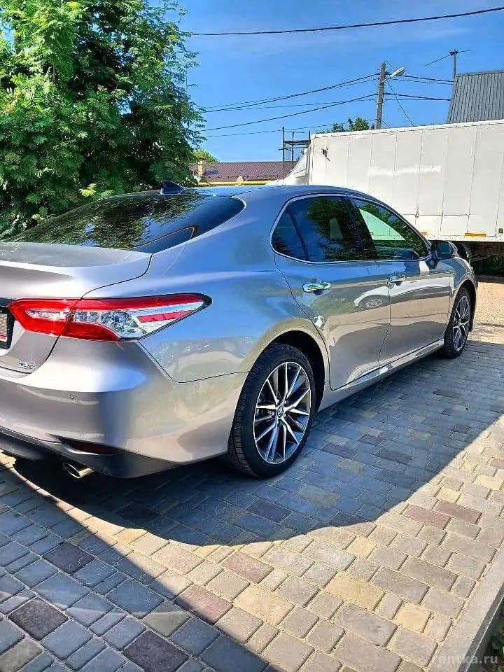 Toyota Camry, 2023 — фото 3