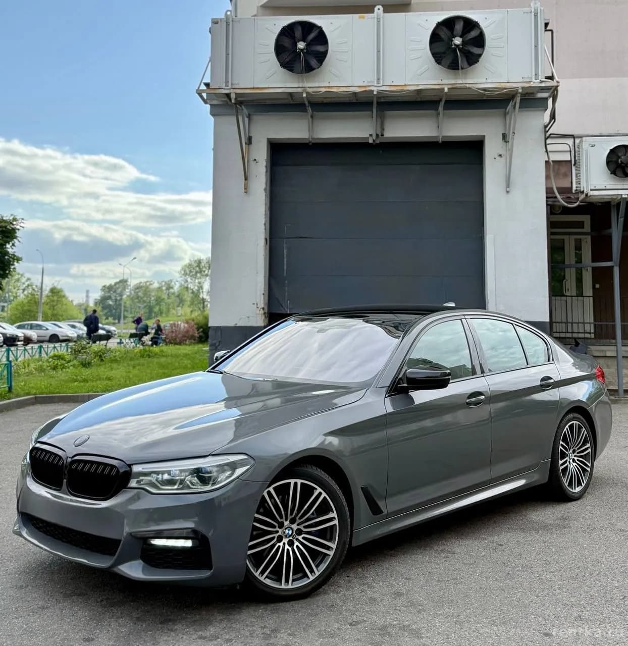 BMW 5-серия, 2018 — фото 1