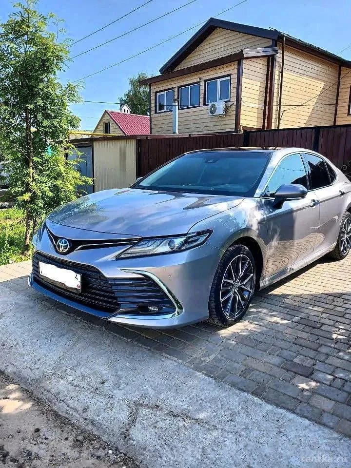 Toyota Camry, 2023 — фото 1
