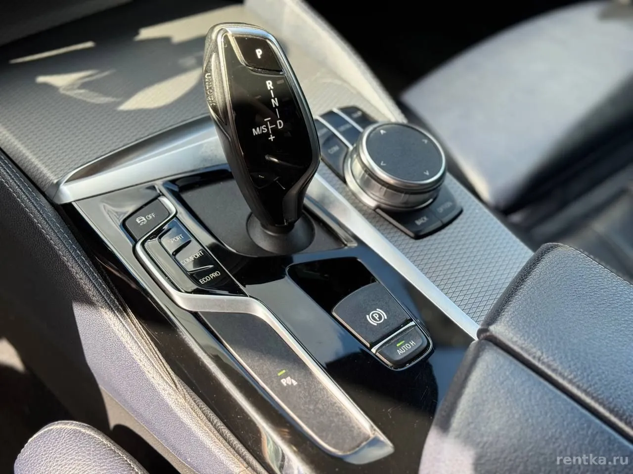 BMW 530i xDrive, 2018 — фото 8
